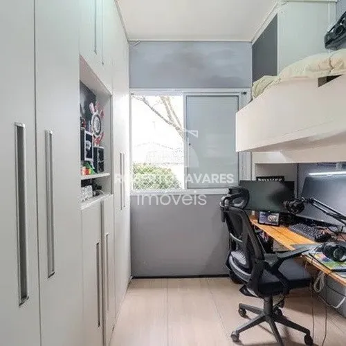 Imagem Apartamento com 2 dormitórios - Ed Central Park - 51m2 com varanda e 1 vaga.