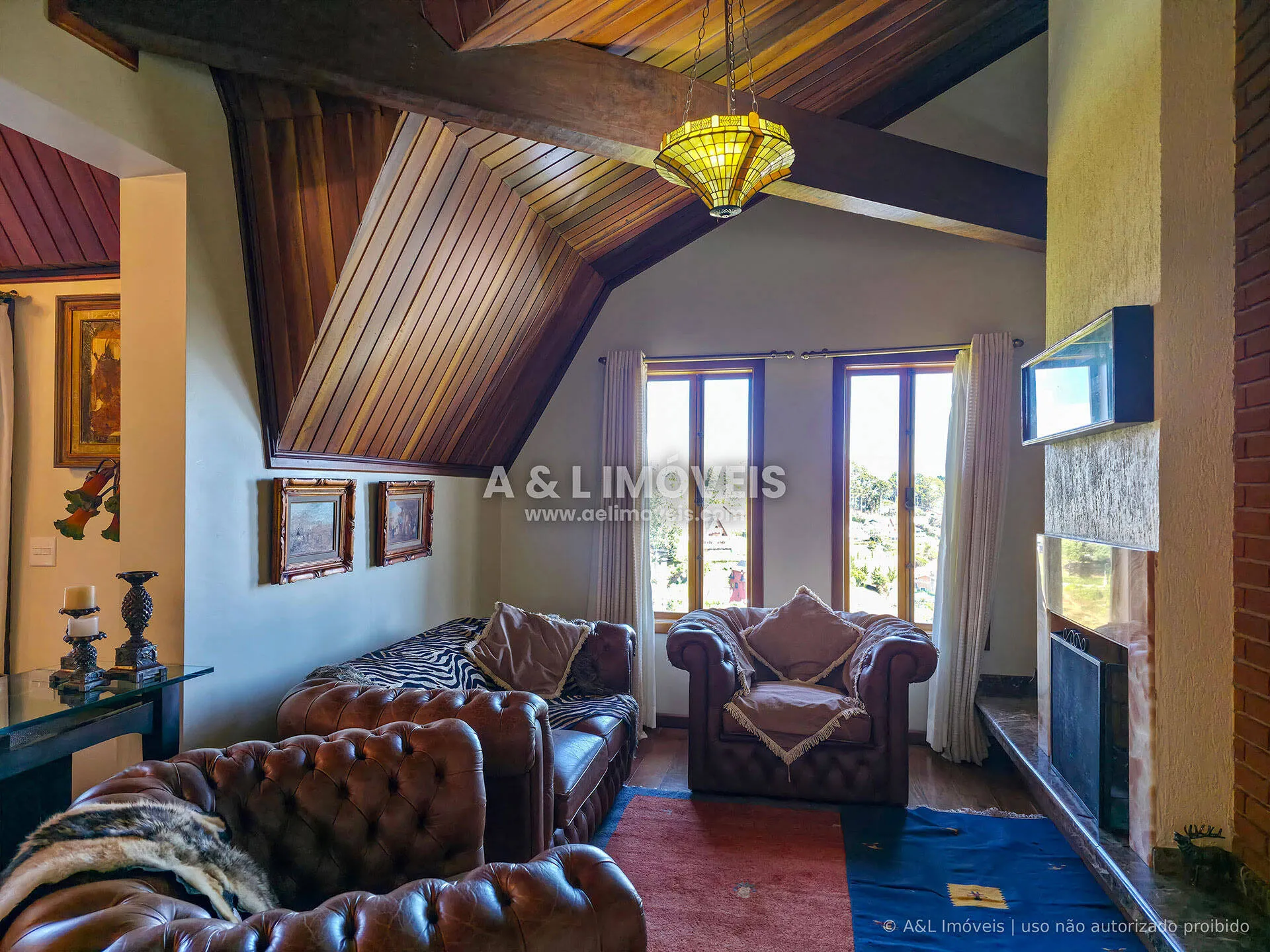 Imagem Apartamento duplex à venda em Campos do Jordão com 4 dormitórios