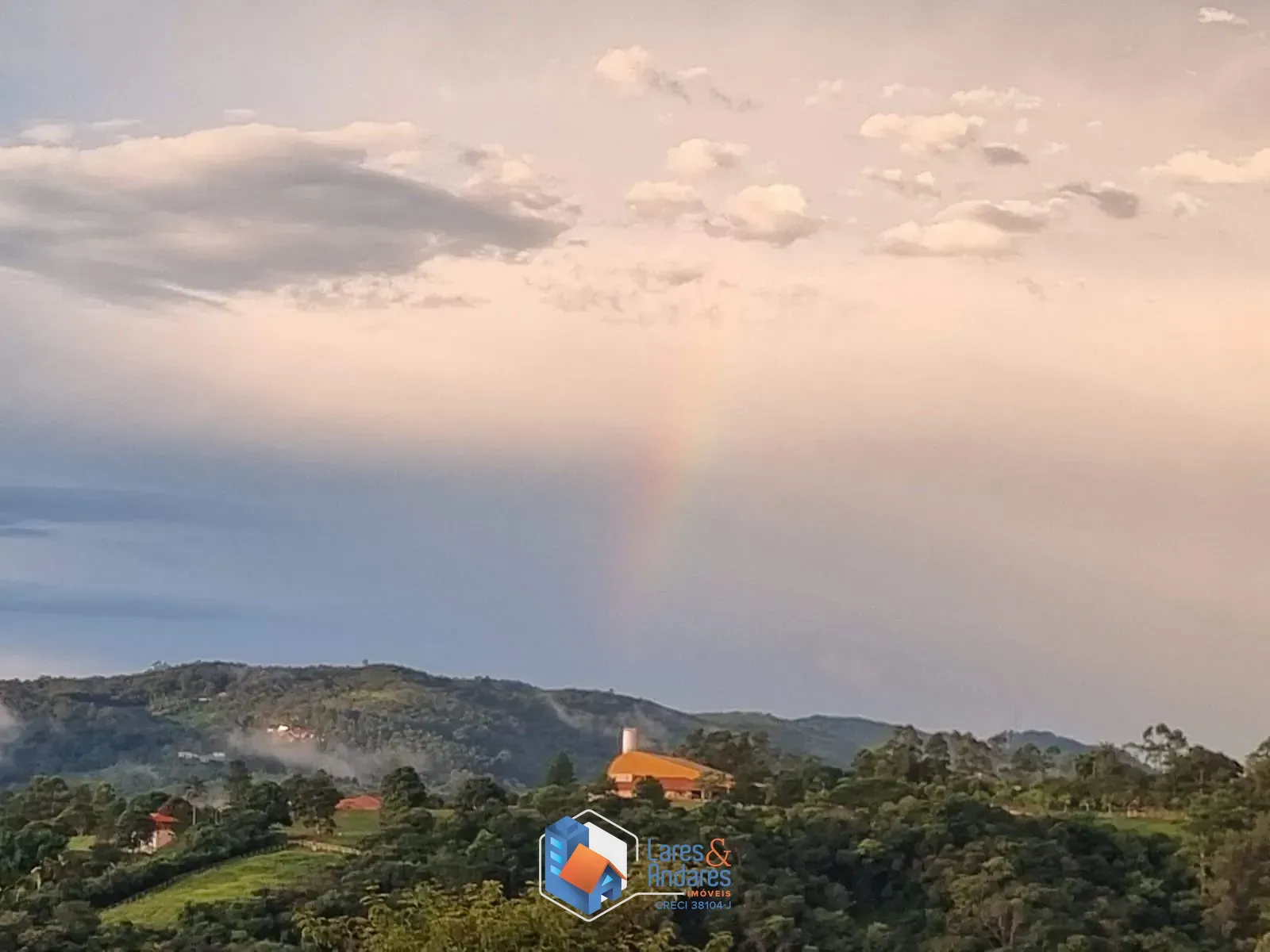 Imagem TERRENO EM CONDOMÍNIO À VENDA, EM ÁREA NOBRE COM 31372,70M², COM ÁGUA, ENERGIA ELÉTRICA, NA SERRA DA CANTAREIRA, MAIRIPORÃ - SP.