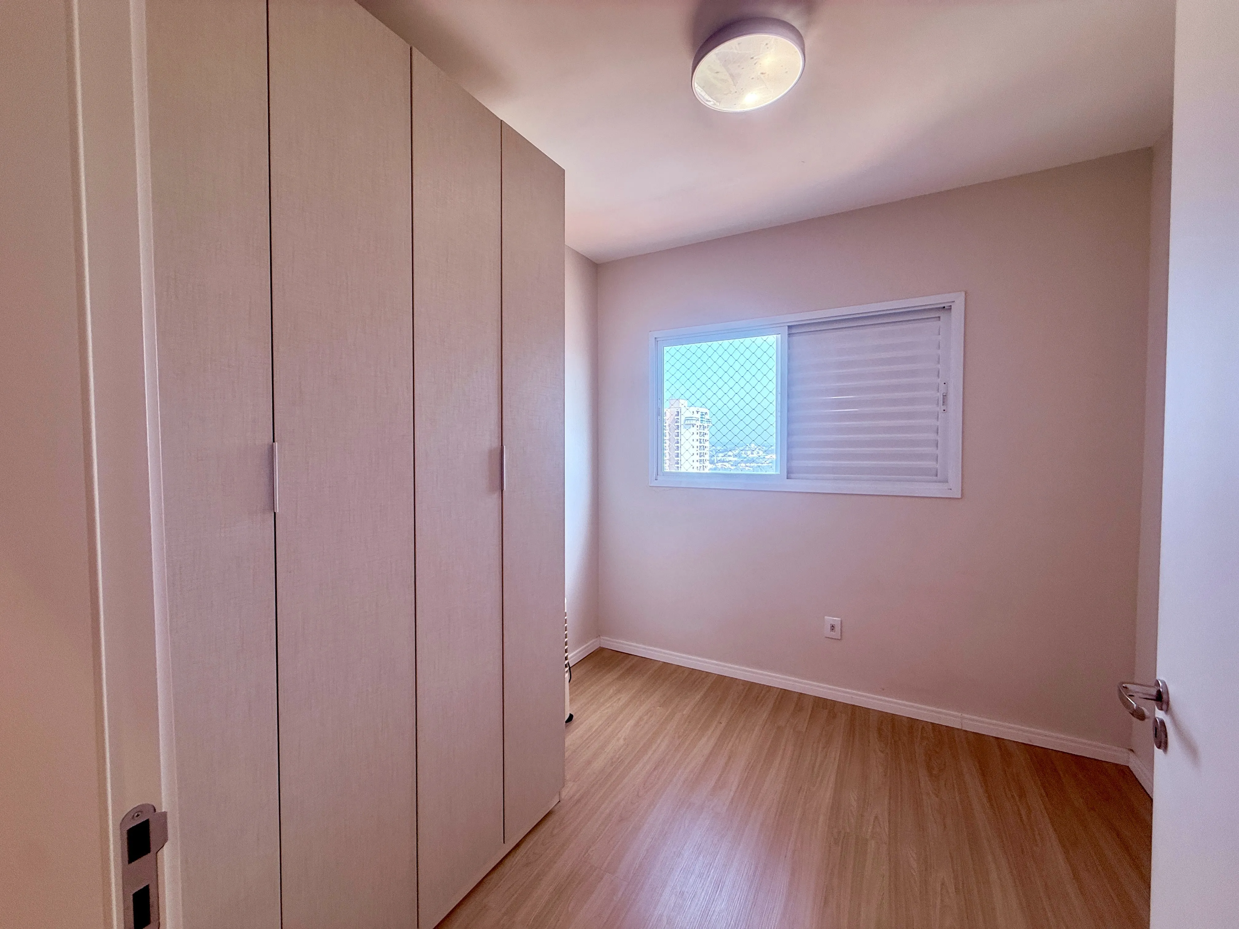 Imagem Apartamento de 72 m² com Suíte, Varanda Integrada e 1 Vaga Coberta no Residencial Terraza