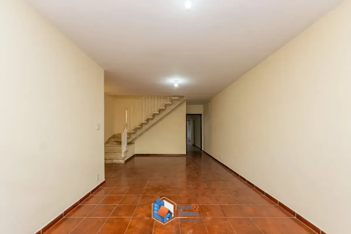 Imagem Sobrado para venda em Sumaré com 3 quartos, sendo 2 suítes, 160m²