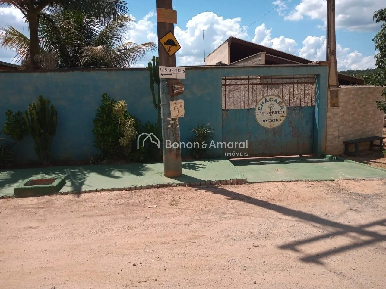 Imagem Ótima Oportunidade: Chácara Urbana Comercial e Residencial à Venda!