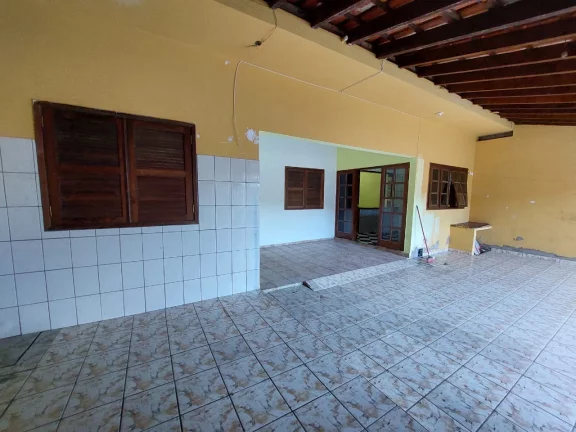 Imagem Casa na Estufa II com 02 dormitórios e chalé