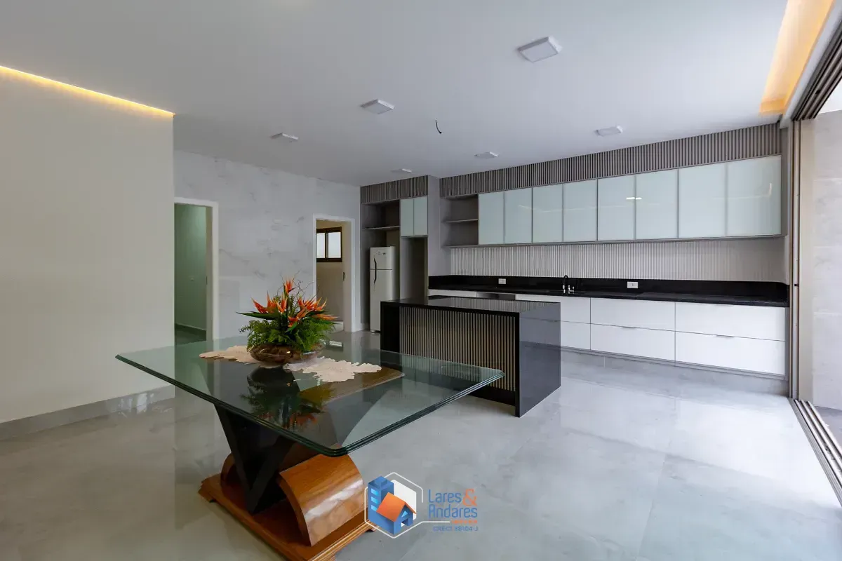 Imagem Sobrado para venda em Jardim Prudência com 4 quartos, sendo 4 suítes, 362m²