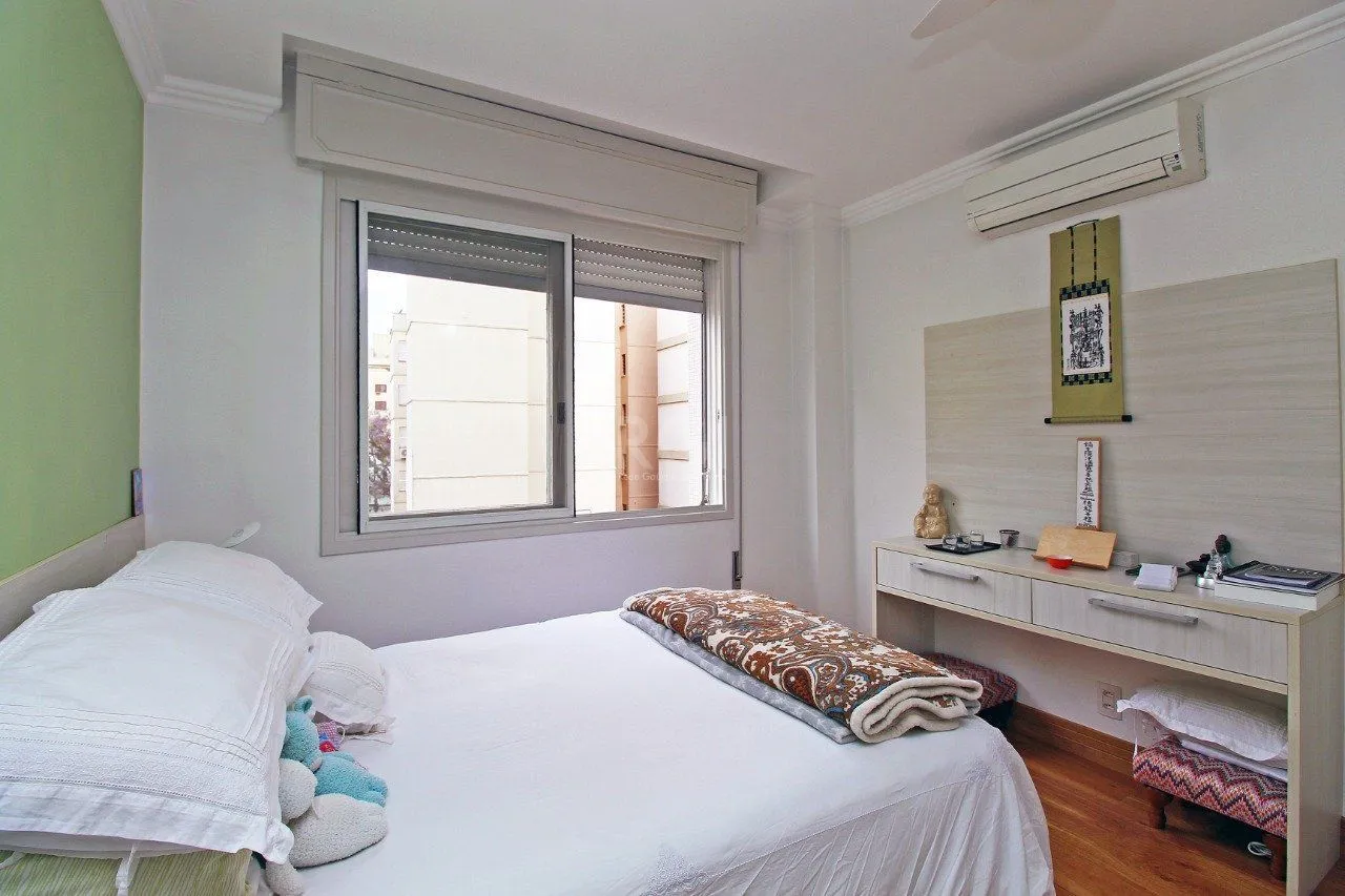 Imagem Apartamento 2 dormitórios, no bairro Floresta, Porto Alegre/RS