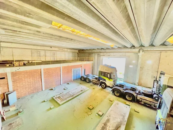 Imagem Área de 10000m² com galpão na Rodovia Anhanguera - Distrito Industrial - Jundiaí
