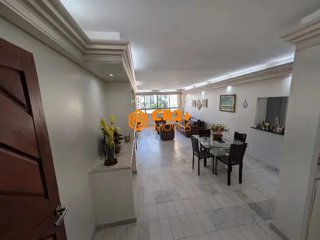 Imagem APARTAMENTO AMPLO COM VISTA PARA O MAR EM CANDEIAS - 183 m²