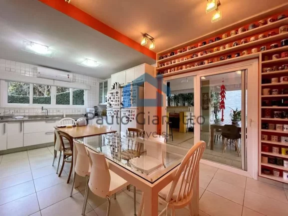 Imagem Oportunidade Única de Compra - Condomímio Forest Hills
