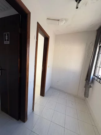 Imagem Sala Comercial a venda no Wall Street – 300m², 2 Vagas e 2 Banheiros – Batel, Curitiba