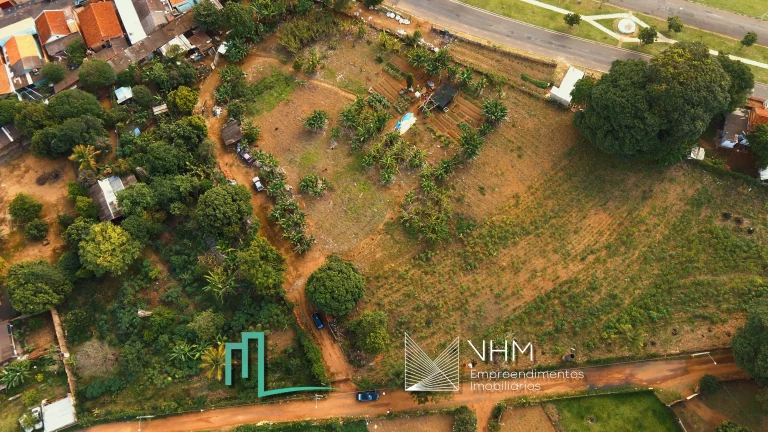 Imagem AMPLA ÁREA RESIDENCIAL/COMERCIAL DISPONIVEL PARA NEGOCIAÇÃO - Á 7 KM DO CENTRO DE FRANCA/SP - 2,1 KM DA RODOVIA CANDIDO PORTINARI