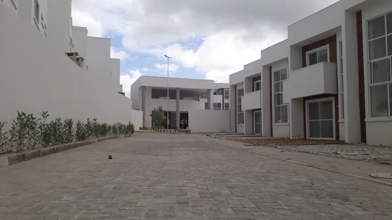Imagem Casa de Condomínio com 2 Quartos à Venda, 77 m² em Nova Parnamirim - Parnamirim