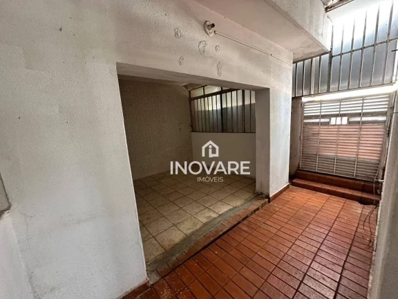 Foto do imóvel Casa com 3 dormitórios para alugar, 245 m² por R$ 2.000,00/mês - Setor Central - Itumbiara/GO