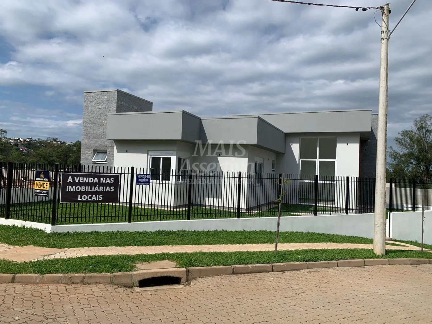 Imagem Excelente casa para venda, bairro Metzler em Campo Bom - 3 Dormitórios