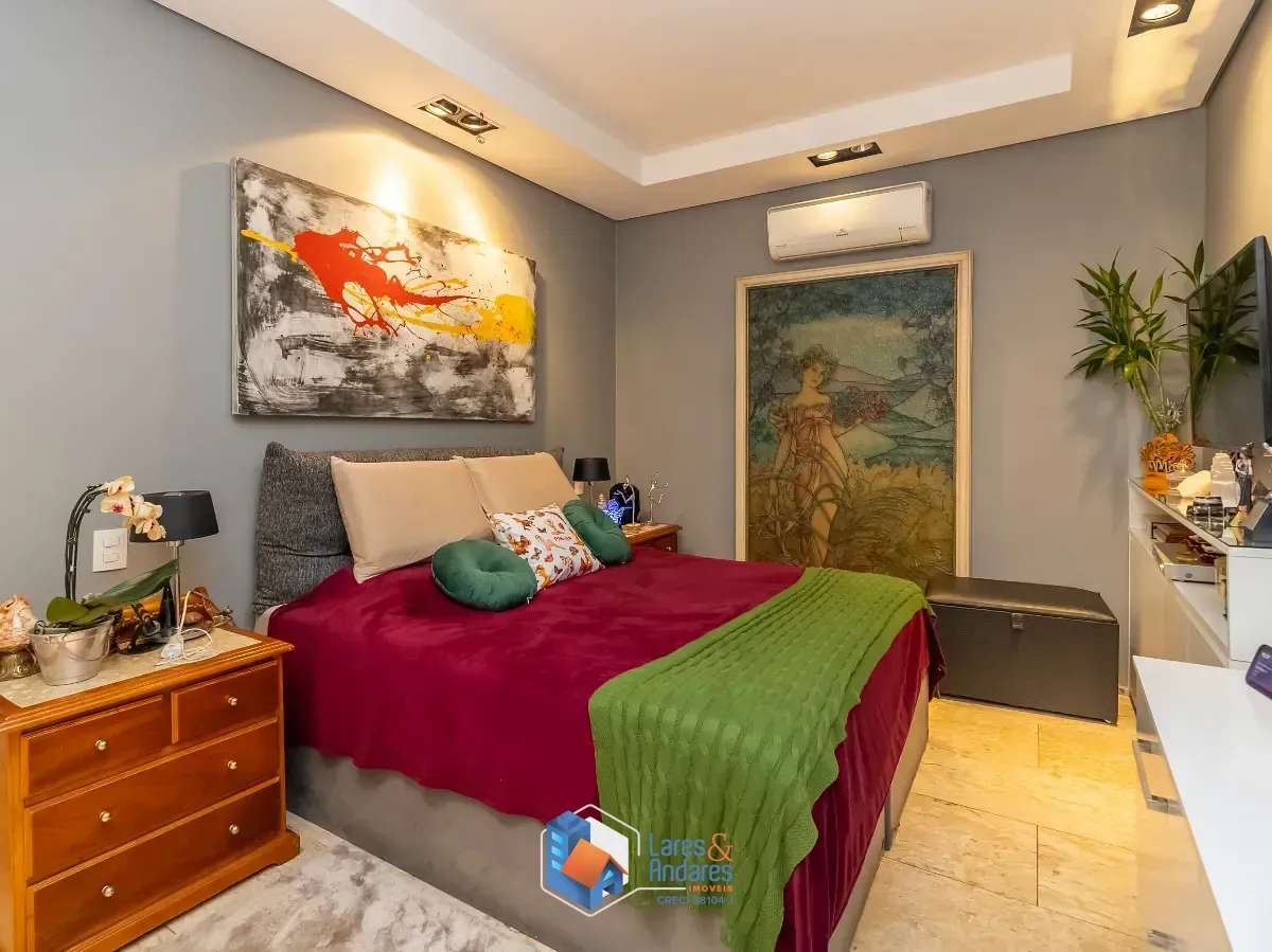 Imagem Casa de vila para venda em Vila Nova Conceição com 3 quartos, sendo 3 suítes, 200m²