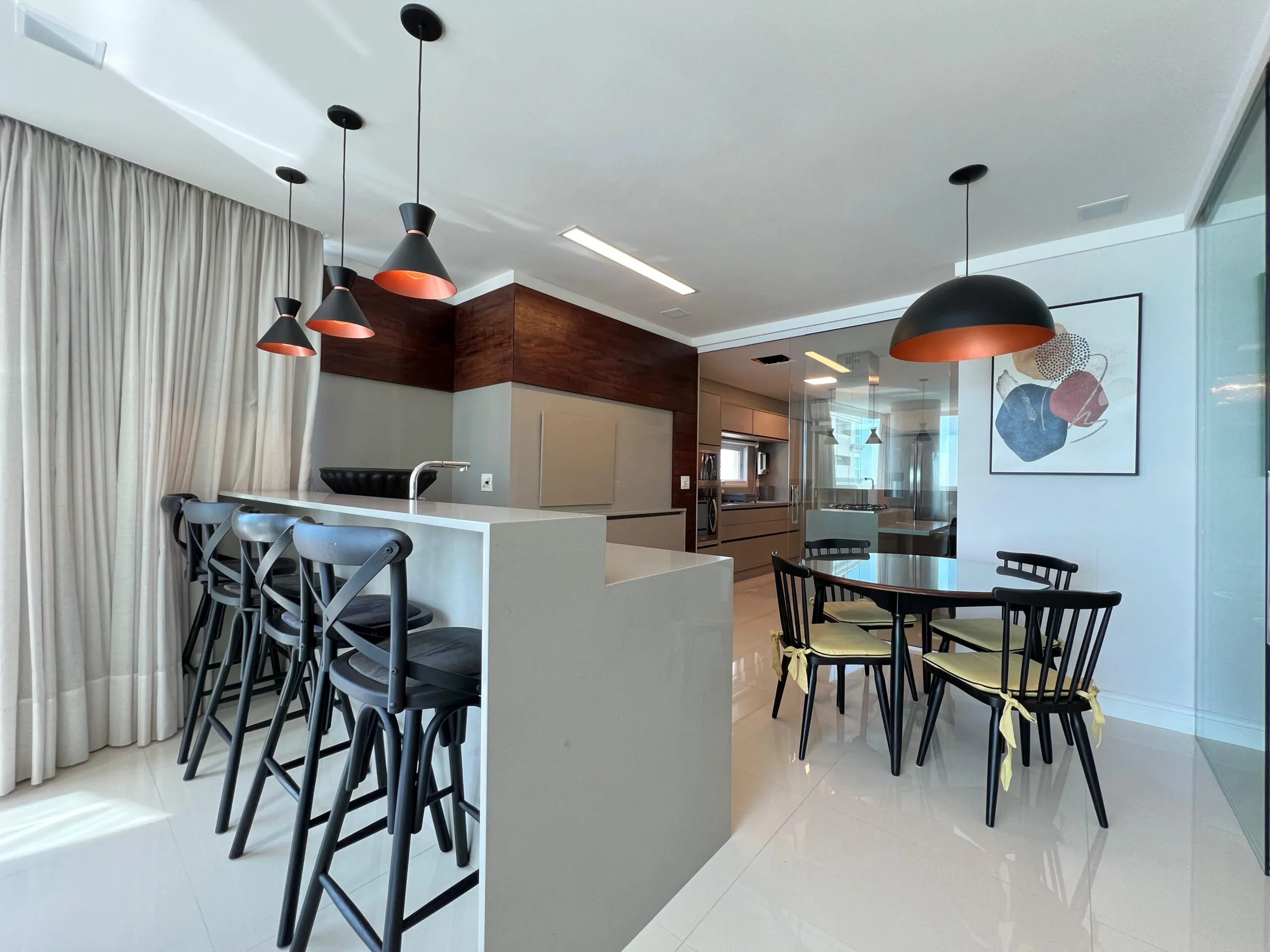 Imagem Apartamento com vista para o mar à venda com 273m2 por R$ 6.000.000,00