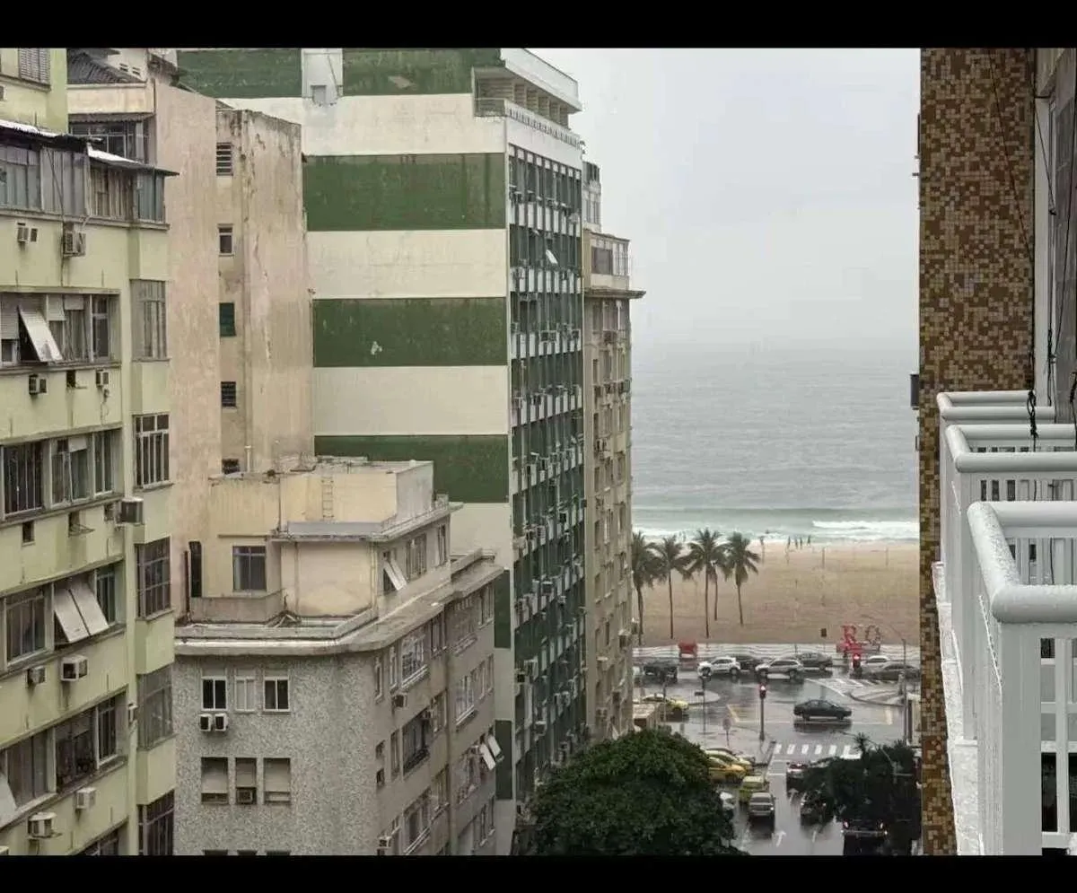 Apartamento de luxo à venda em Rio de Janeiro, Copacabana, com 4 quartos, 131m2