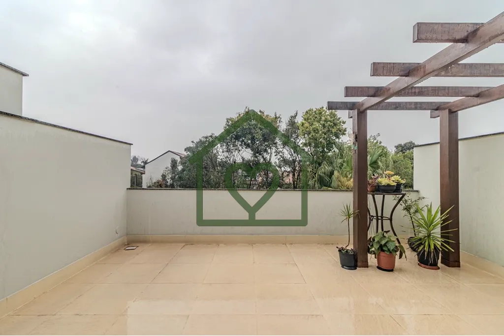 Imagem É com entusiasmo que apresento essa excelente oportunidade de moradia: uma bela casa em condomínio...