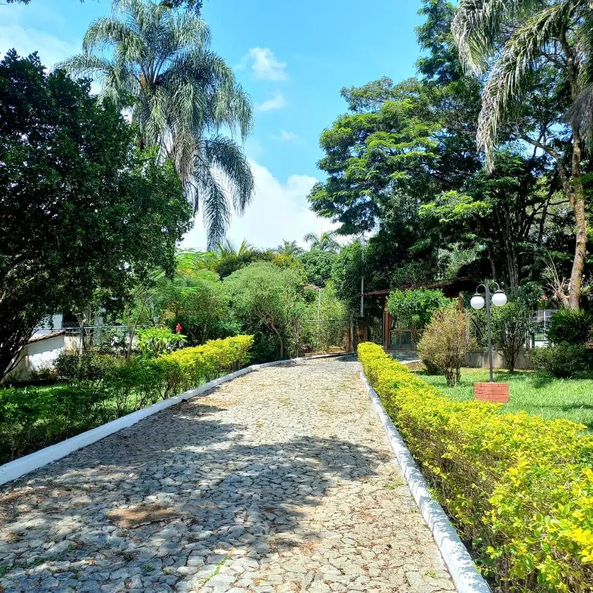 Imagem Lindíssima chácara à venda em Ribeirão das Neves/ Contagem , com 2.800 m²