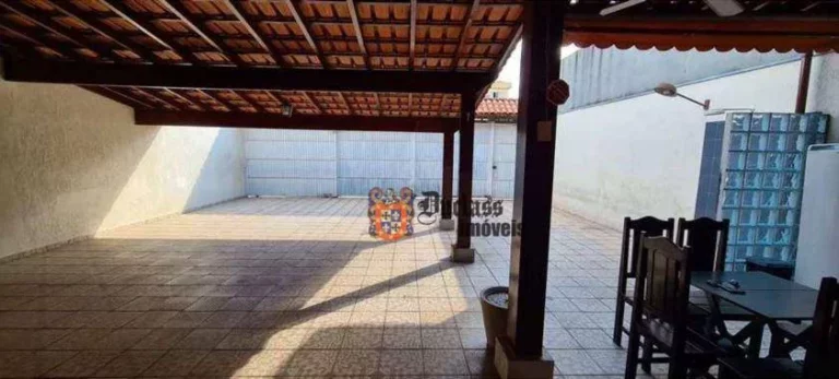 Imagem Sobrado 285m², com 2 quartos e muito mais - Tulipas
