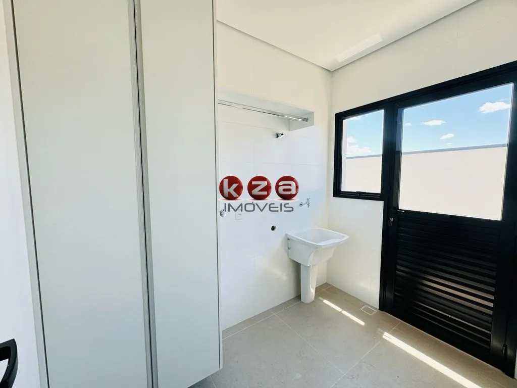 Imagem Imperdível casa em condomínio à venda em Valinhos-SP, Vila Capuava: 3 quartos, 3 suítes, 3 salas, 5 banheiros, 4 vagas de garagem, 280,00 m²!