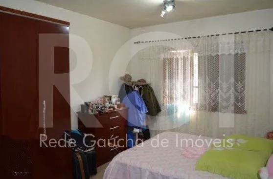 Imagem Casa para Venda - 149.47m², 3 dormitórios, sendo 1 suites, 1 vaga - Cavalhada