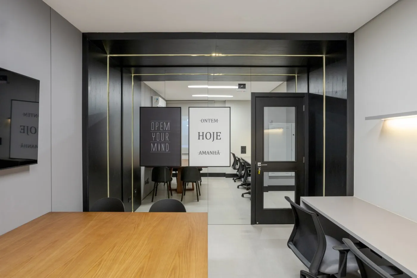 Imagem Apartamento para Venda em Maringá / PR no bairro Chácara Paulista