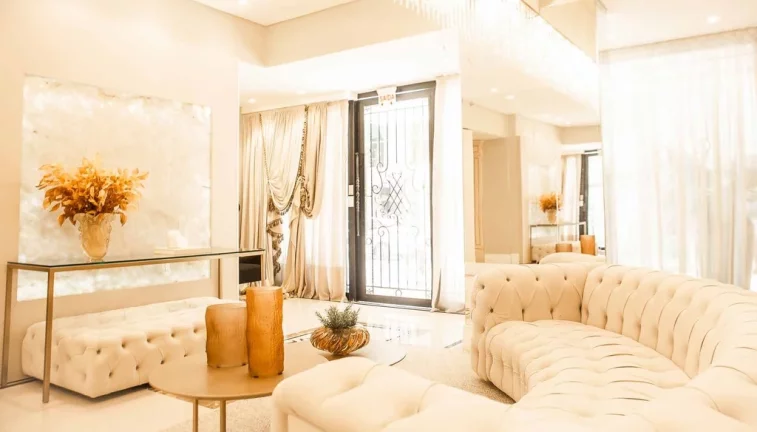 Imagem Cambirela - Apartamento à venda no bairro Meia Praia - Itapema/SC