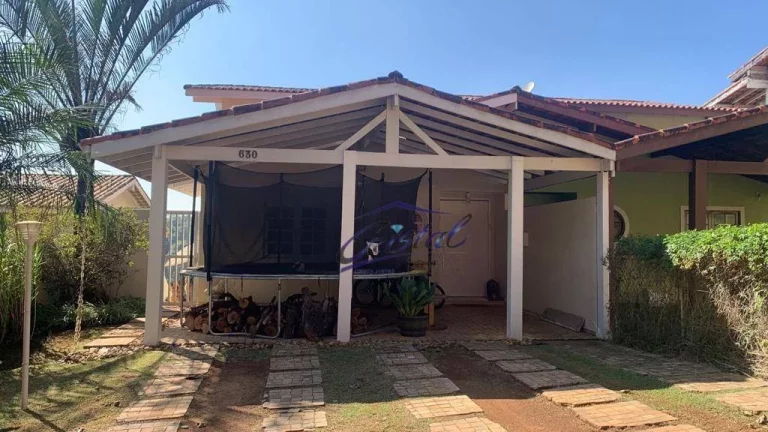 Imagem Casa com 3 quartos (1 suíte) à venda, 250 m² - Granja Viana - Cotia/SP