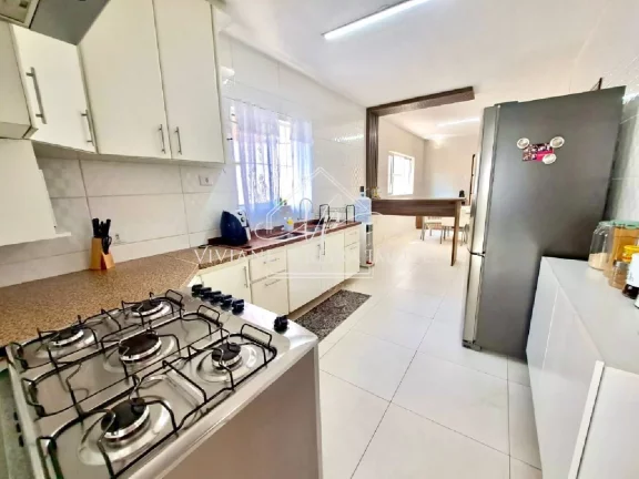 Imagem Casa à venda, RUA JOÃO RIBEIRO, bairro Jardim Veloso em Osasco, 219m², 02 dormitórios, 01 suíte, 01 vaga