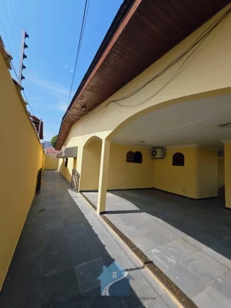 Imagem CASA NO CONDOMÍNIO ADVOGADOS - BAIRRO PONTA NEGRA