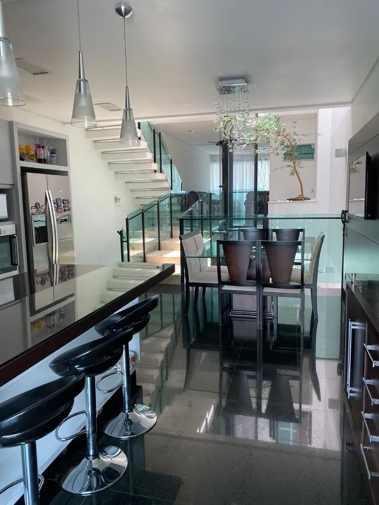 Imagem Sobrado à venda em Vila Gilda Santo André SP, comprar sobrado em Vila Gilda em Santo André SP, casa 3 suítes Santo André, sobrado venda Vila Gilda