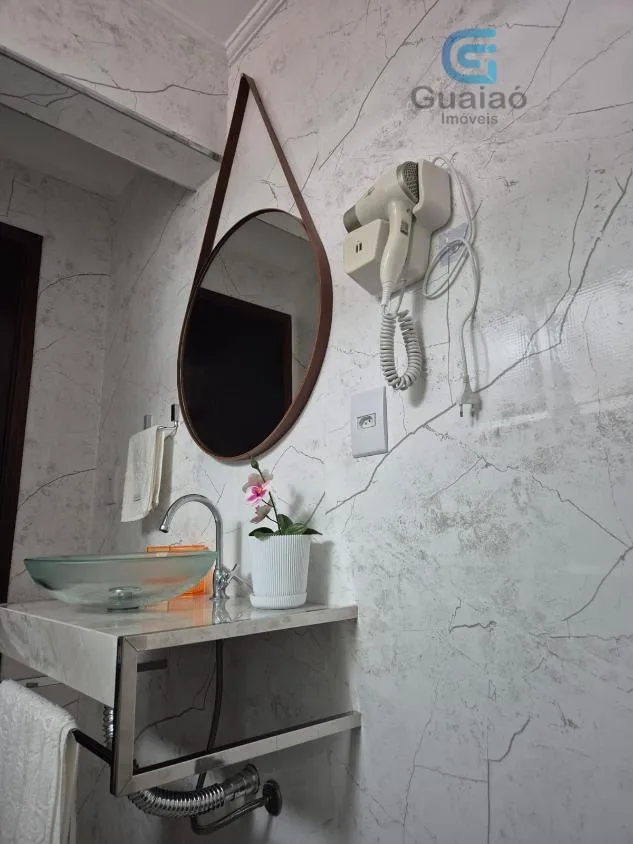 Imagem Vendo lindo Apartamento de 01 dormitório frente ao mar no José Menino em Santos