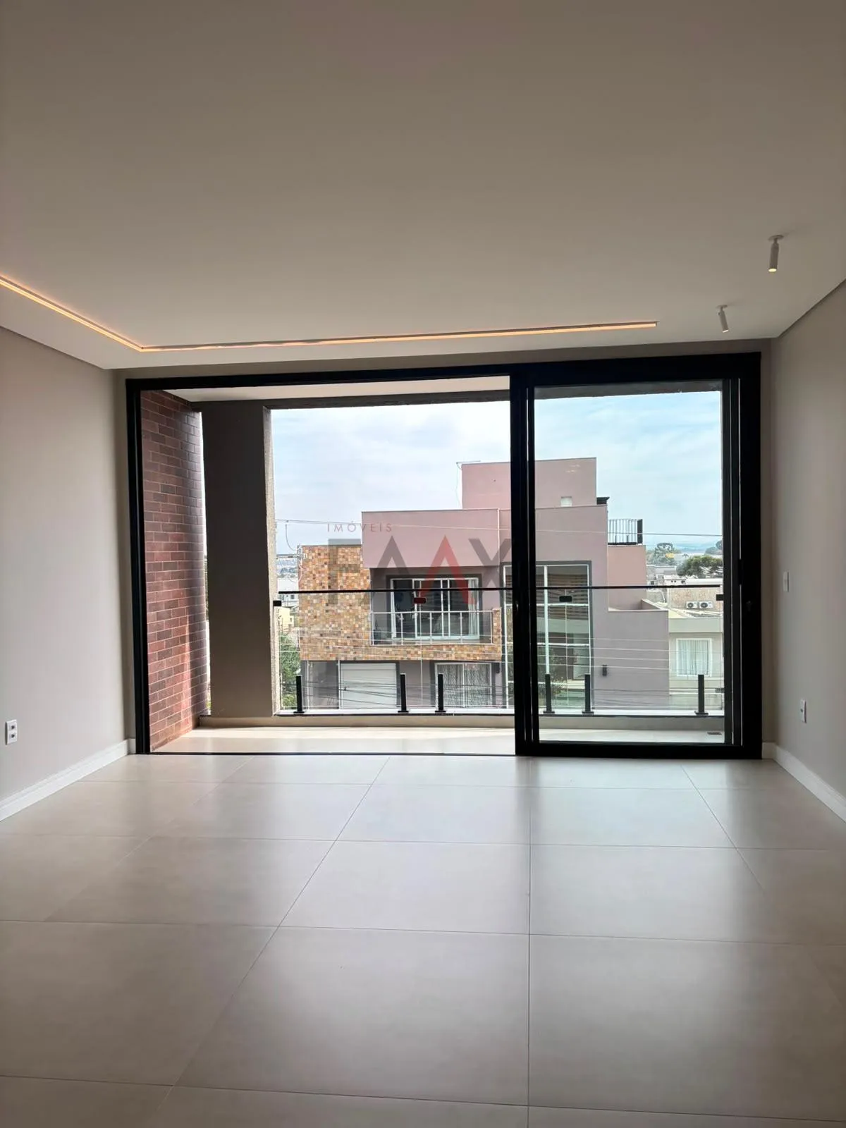 Imagem Apartamento com 3 dormitórios para locação, BATEL, GUARAPUAVA - PR