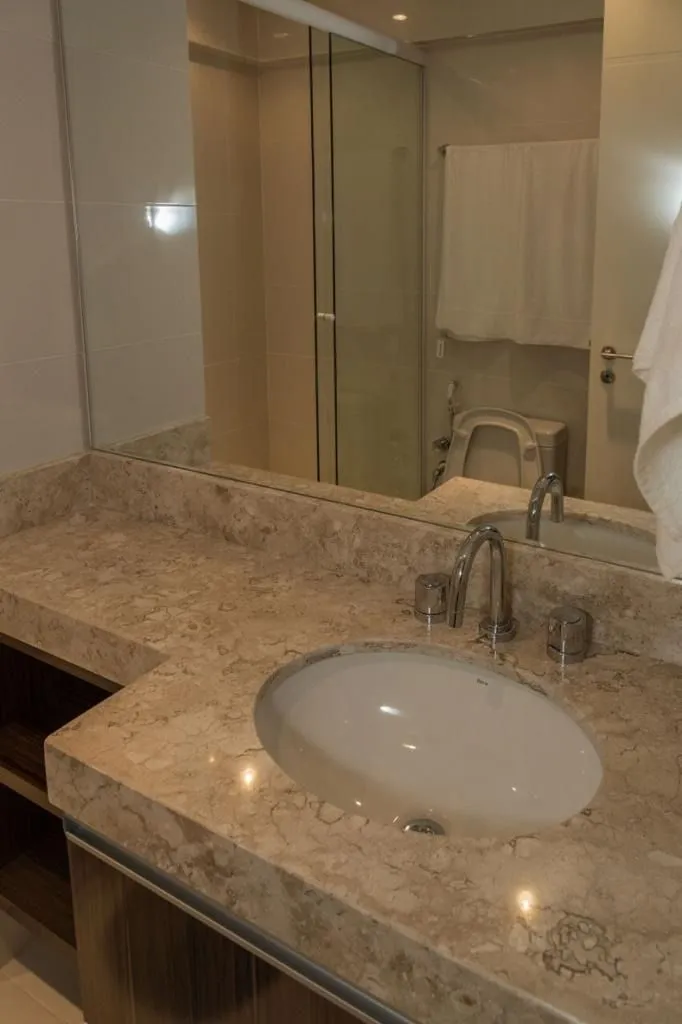 Imagem Excelente apartamento 3 dormitórios com box duplo próximo ao Moinhos