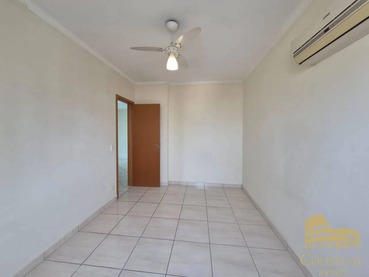 Imagem Apartamento com 2 dormitórios para alugar, 82 m² por R$ 3.700,00/mês - Vila Assunção - Praia Grande/SP