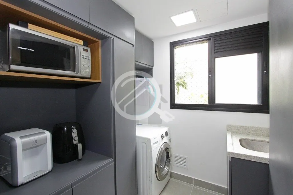 Imagem Excelente apartamento MOBILIADO de 3 Suites. Empreendimento de alto padrão no bairro Menino Deus! L...