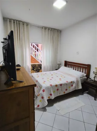 Imagem Casa com 4 dormitórios à venda, 180 m² por R$ 650.000,00 - Tupi - Praia Grande/SP