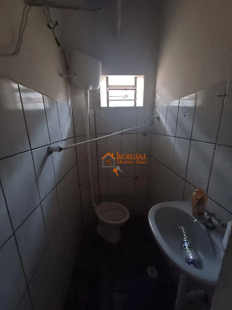 Imagem Casa com 6 dormitórios à venda, 150 m² por R$ 285.000,00 - Cidade Soberana - Guarulhos/SP