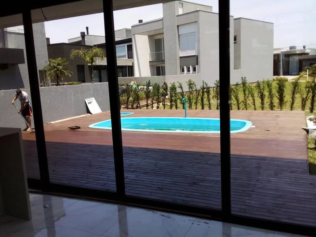 Imagem Casa em Condominio 4 Dormitórios - Bairro xangri-la