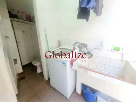 Imagem Casa com 78m², 2 quartos, 2 banheiros, quintal por R$320.000,00 na Vila Mathias em Santos