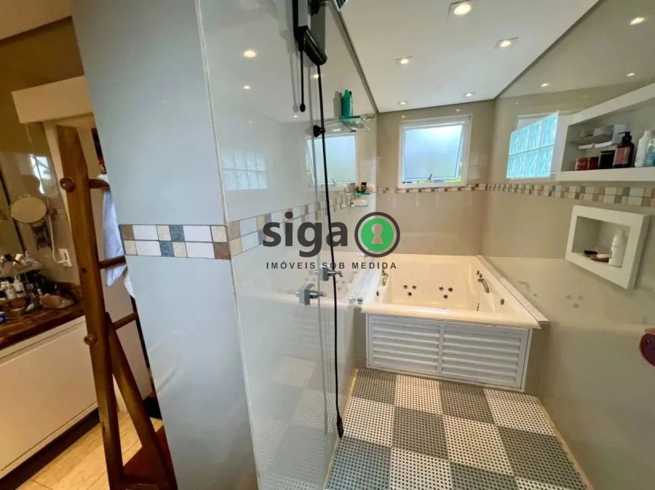 Imagem Sobrado à venda na Vila Mascote - 300m², 3 quartos (1 suíte), 2 vagas