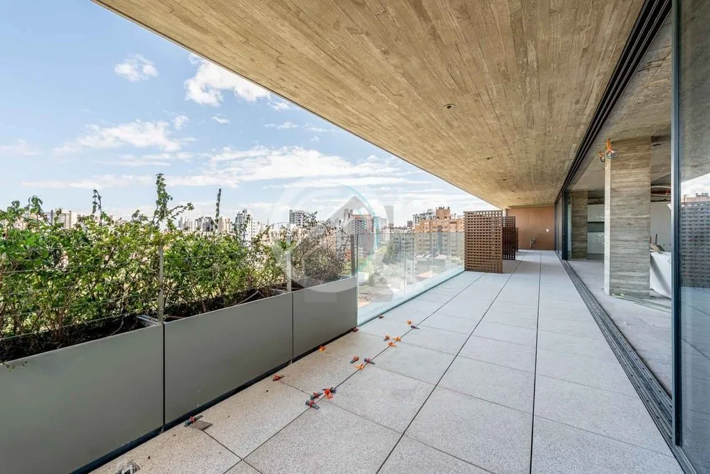 Imagem Com uma vista privilegiada de 317m² para toda a cidade, este apartamento no bairro Petrópolis ofer...