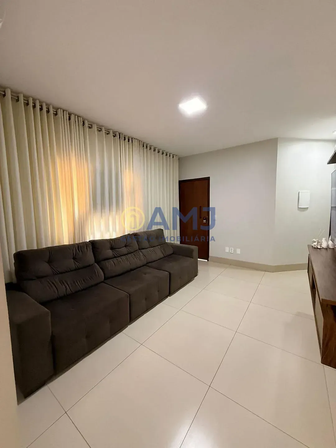 Imagem Casa à Venda no Residencial Canadá - Goiânia