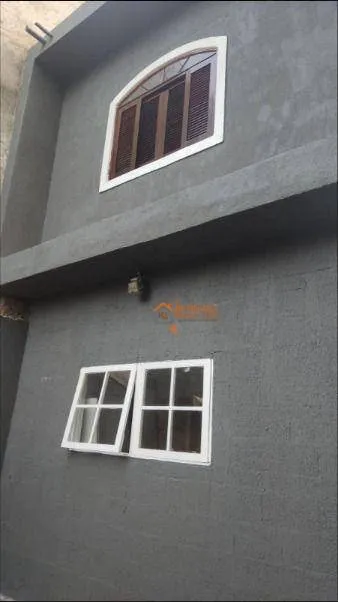 Imagem Sobrado com 4 dormitórios à venda, 191 m² por R$ 639.000,00 - Vila Nova Bonsucesso - Guarulhos/SP