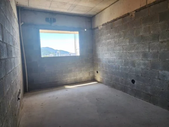 Foto do imóvel Apartamento à Venda em Centro, Mongaguá - SP em AV. GOV. MARIO COVAS JUNIOR