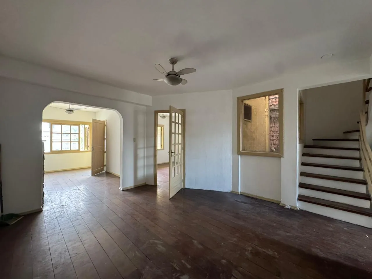Imagem Casa à venda em Porto Alegre, Jardim São Pedro, com 5 quartos, 286m2