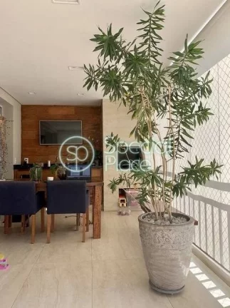 139 metros 3 dormitórios 3 suítes 3 vagas 5 banheiros Apartamento reformado com varanda gourmet to...