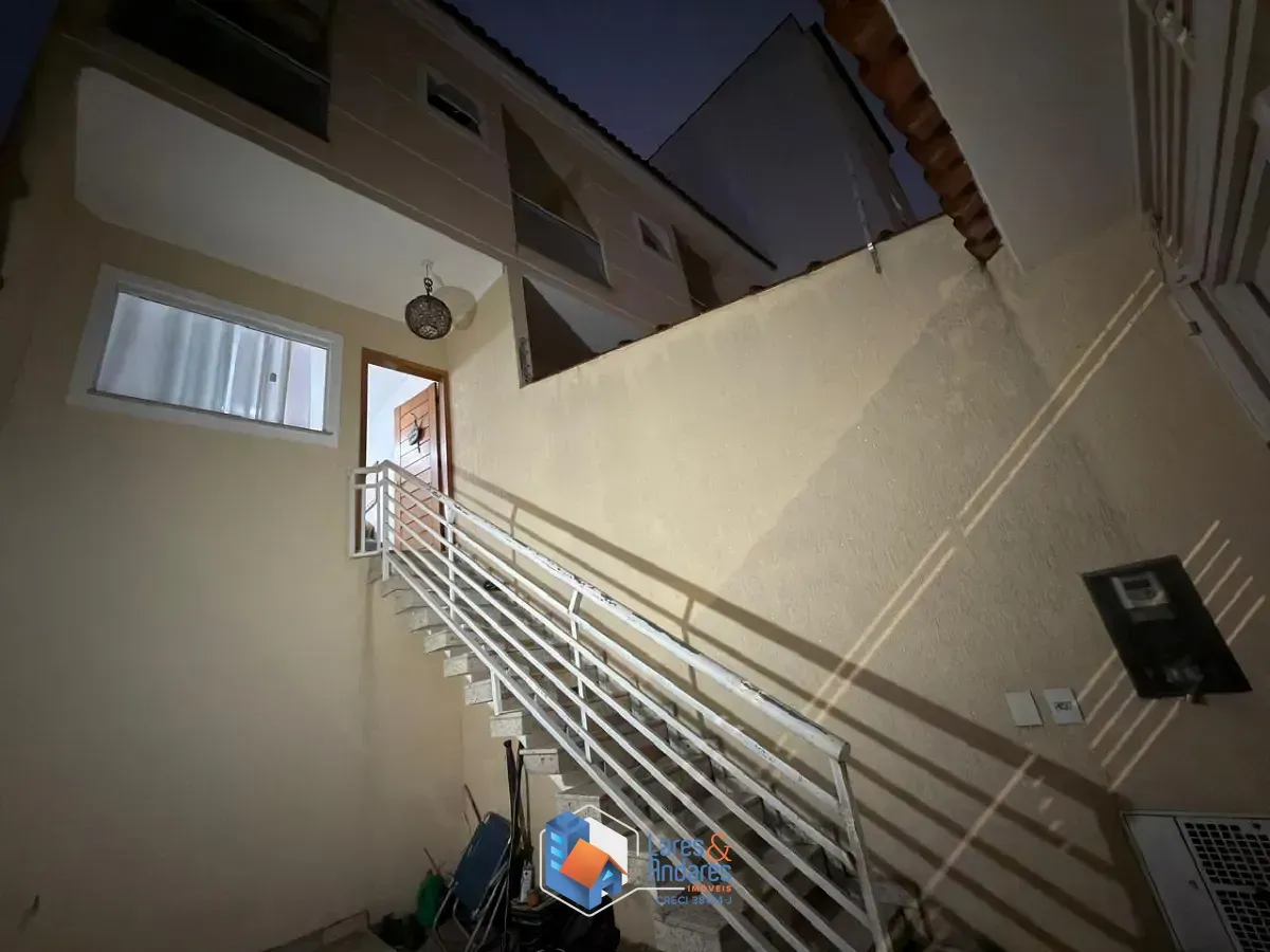 Imagem Sobrado para venda em Vila Nivi com 3 quartos, sendo 1 suíte, 84m²
