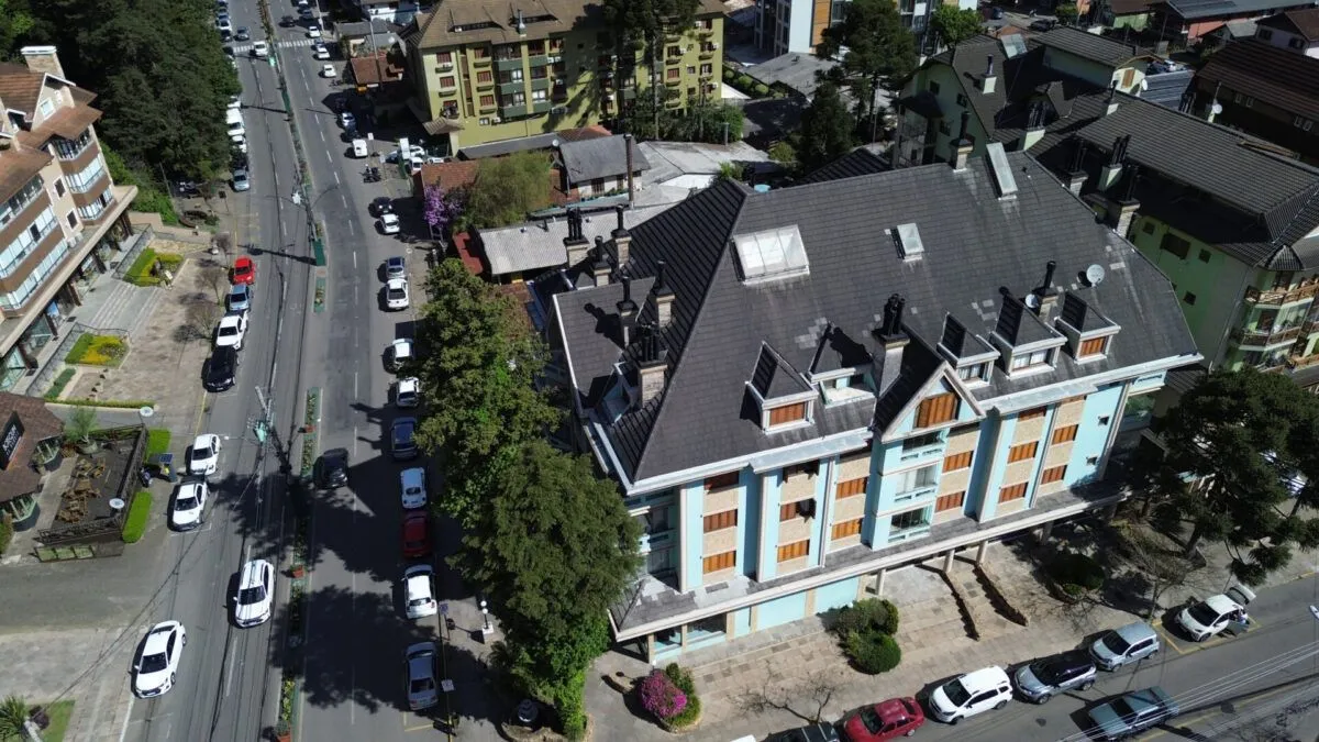 Imagem Apartamento no Centro de Gramado de 2 dormitórios e vaga