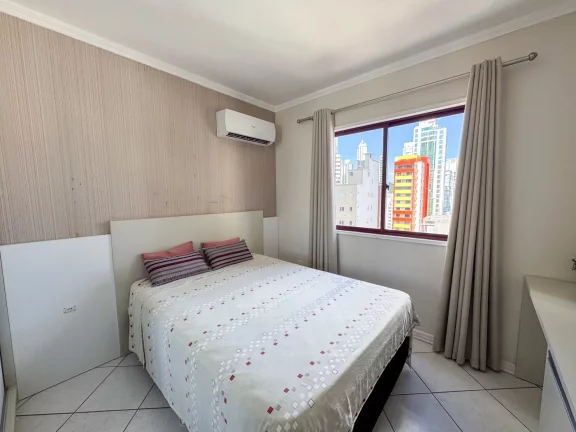 Imagem Apartamento Quadra Mar para Venda em Balneário Camboriú, CENTRO, 3 dormitórios, 1 suíte, 2 banheiros, 1 vaga